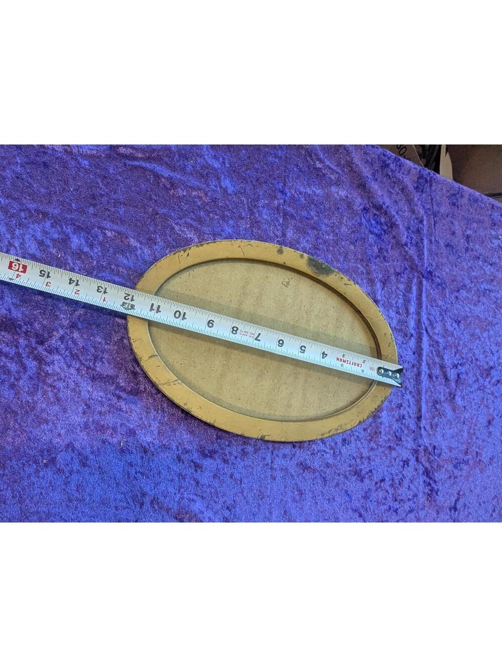 Vintage Oval Frame with Backing - Picture 8 of 8